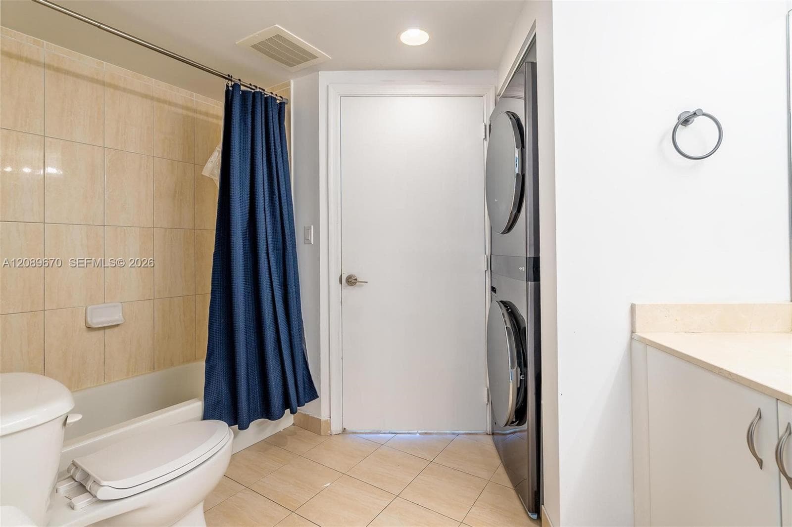 1750 N Bayshore Dr 4901 photo 15