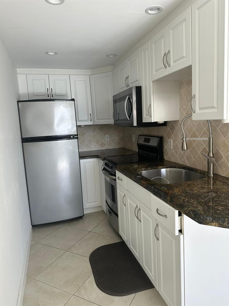 15 S Golfview Road 504 photo 5