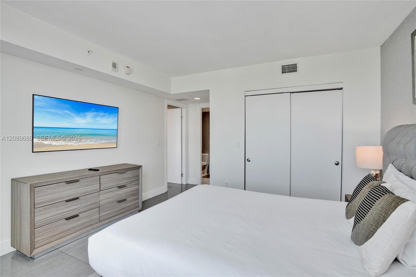 2600 E Hallandale Beach Blvd T1002 photo 19