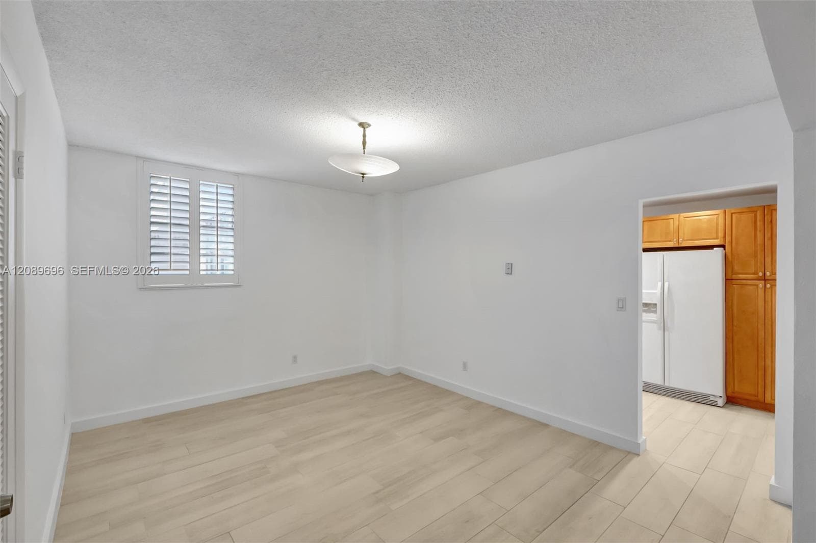 90 Edgewater Dr 327 photo 7