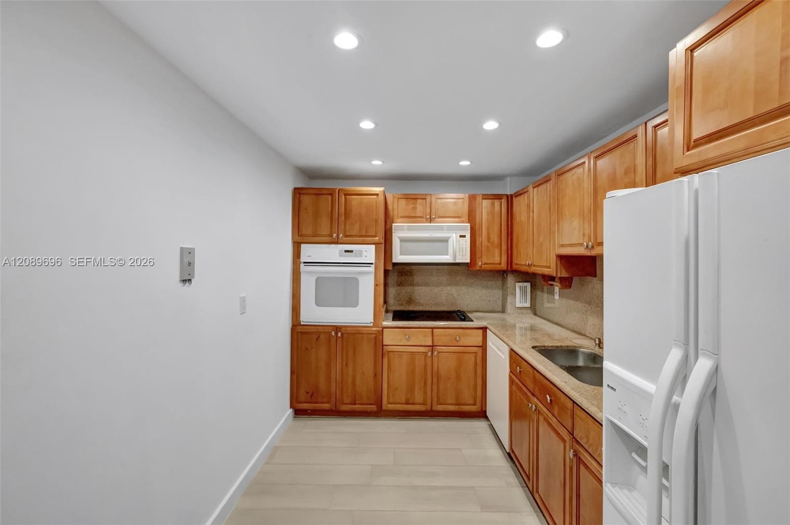 90 Edgewater Dr 327 photo 10