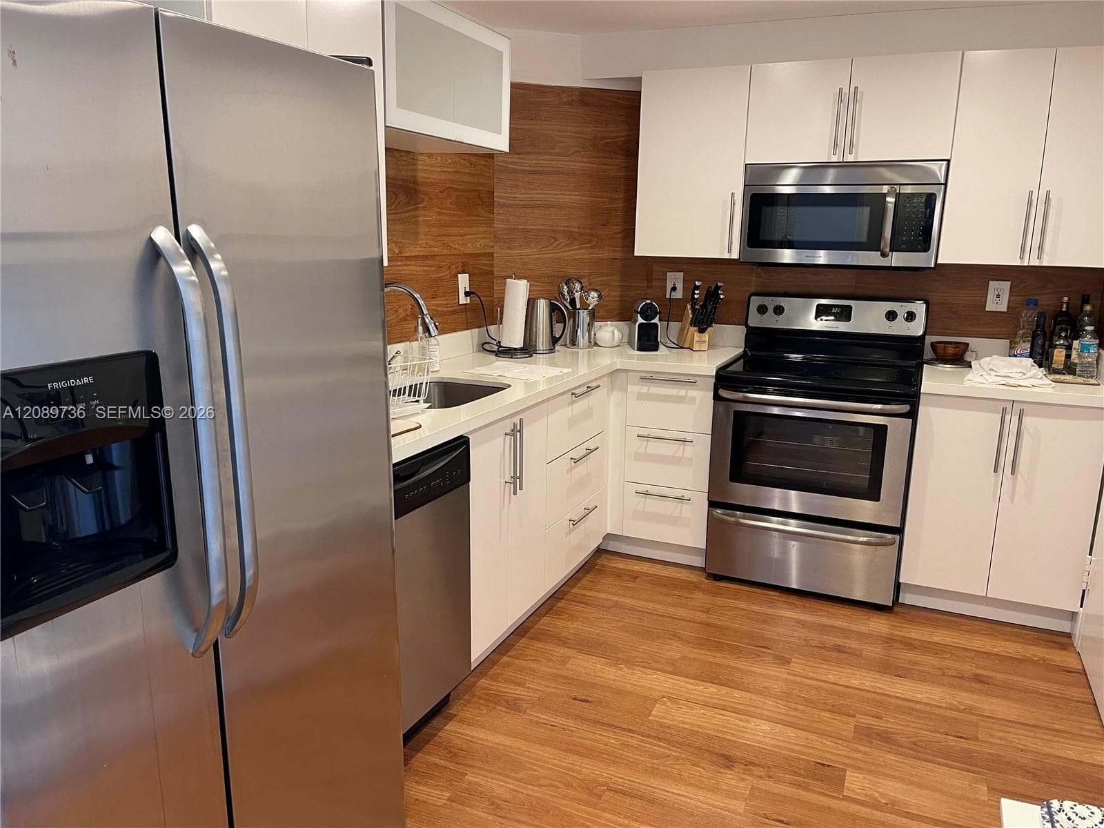 500 Bayview Dr 1719 photo 7
