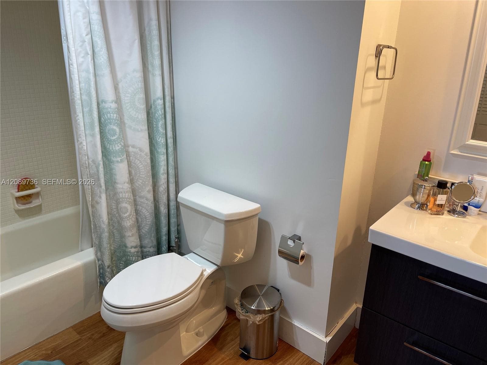 500 Bayview Dr 1719 photo 14
