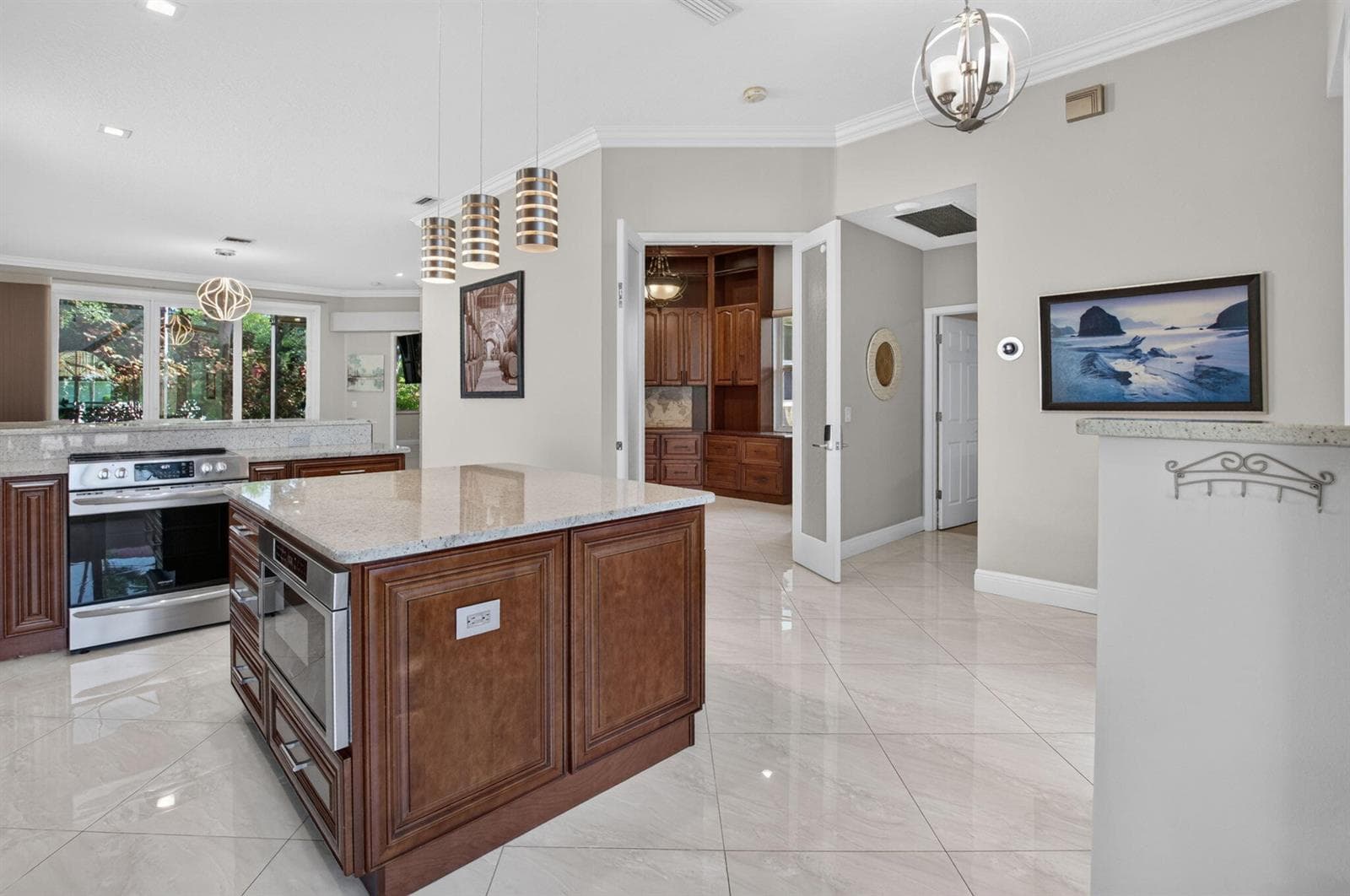 5351 Ventura Drive photo 13