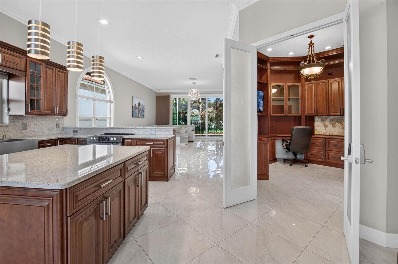 5351 Ventura Drive photo 8