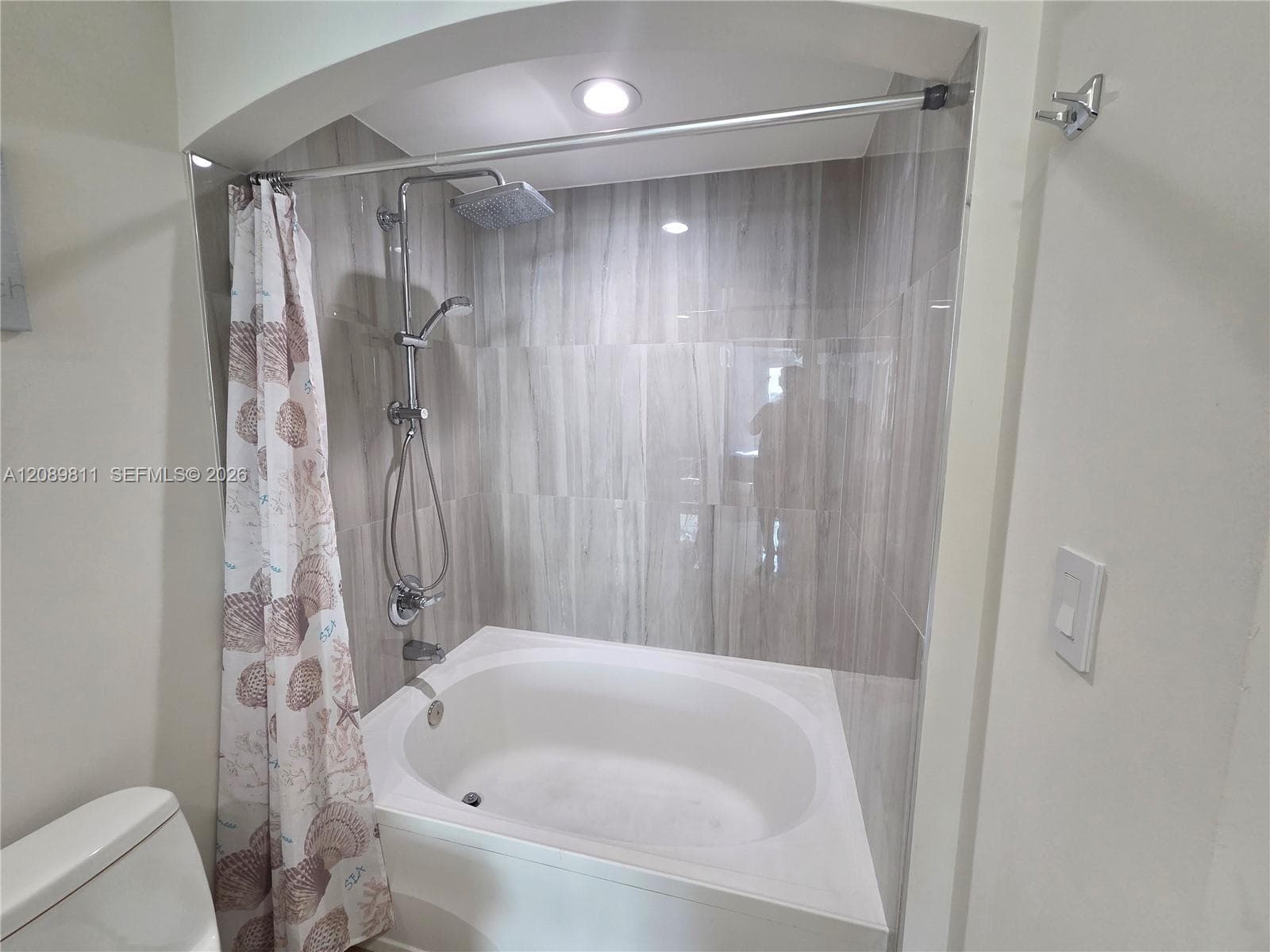 9172 Collins Ave 403 photo 17