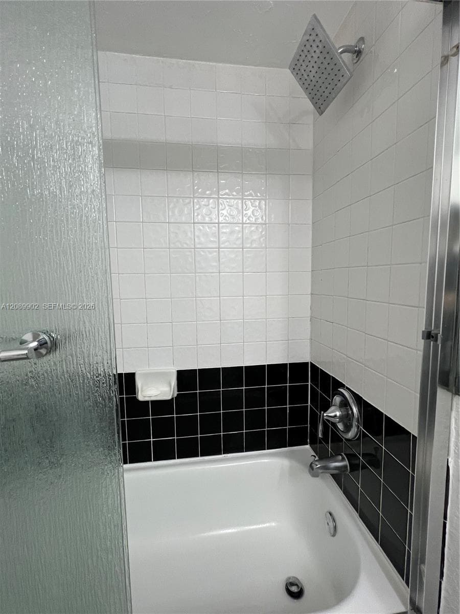 1432 S Lakeside Dr 5 photo 22