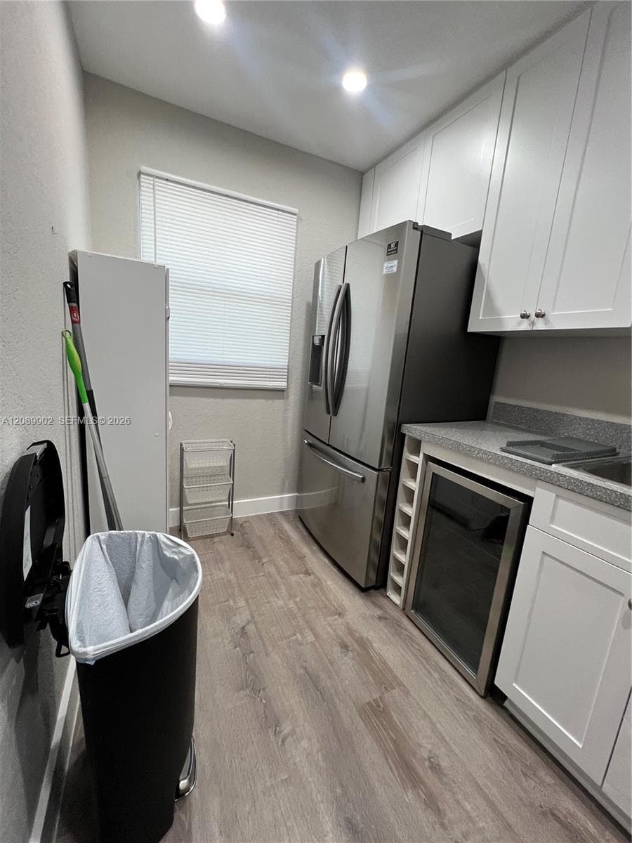 1432 S Lakeside Dr 5 photo 8