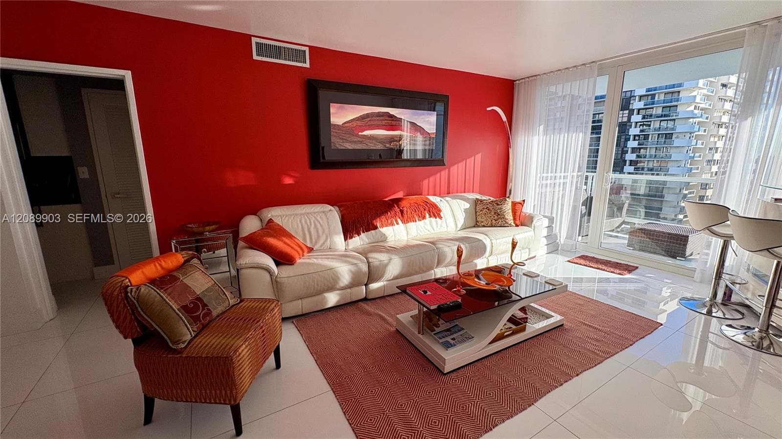 5700 Collins Ave 11B photo 2