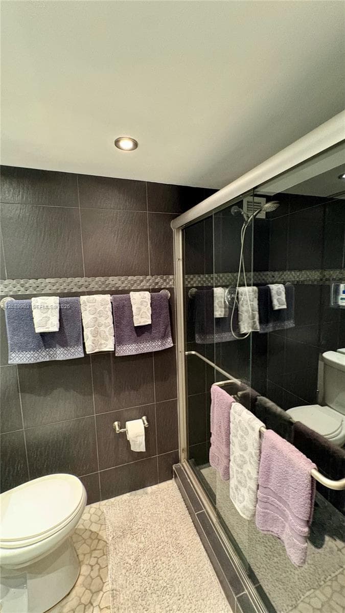 5700 Collins Ave 11B photo 24