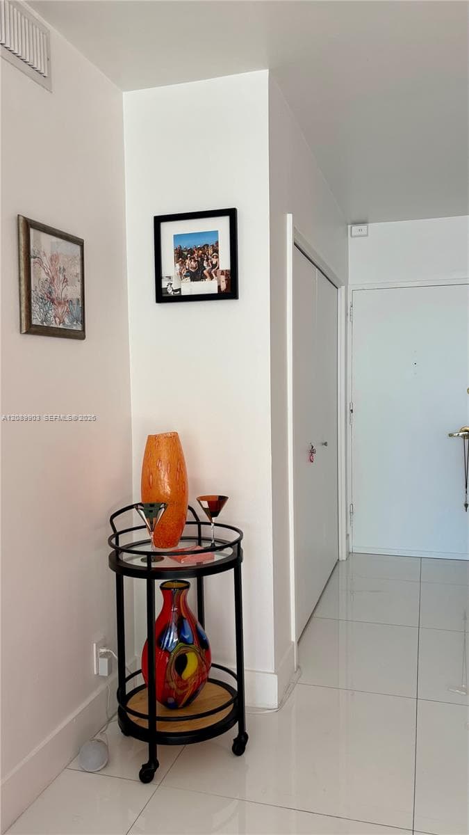 5700 Collins Ave 11B photo 8