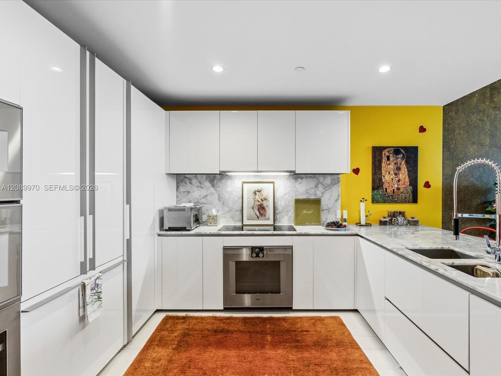 10203 Collins Ave 304 photo 9