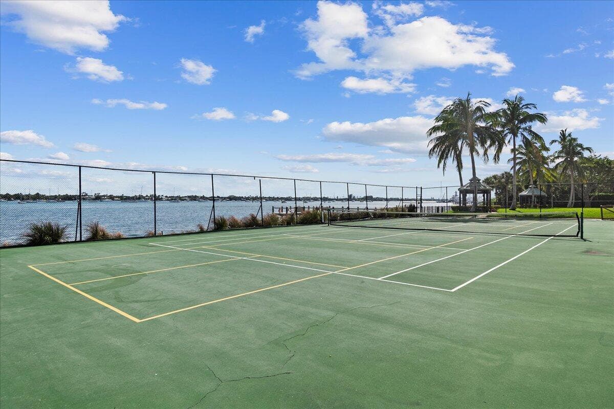 5200 N FLAGLER Drive 2402 photo 13