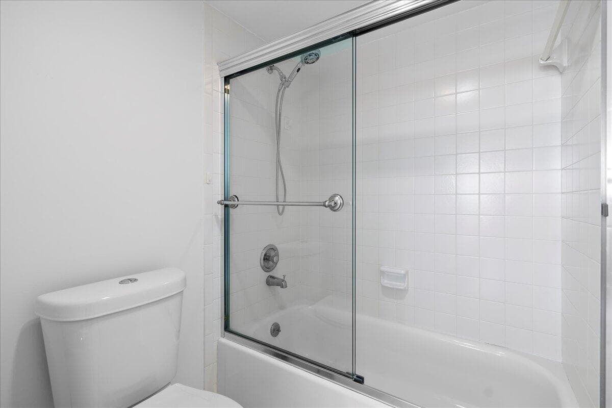 5200 N FLAGLER Drive 2402 photo 24