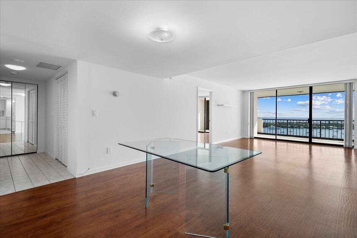 5200 N FLAGLER Drive 2402 photo 18