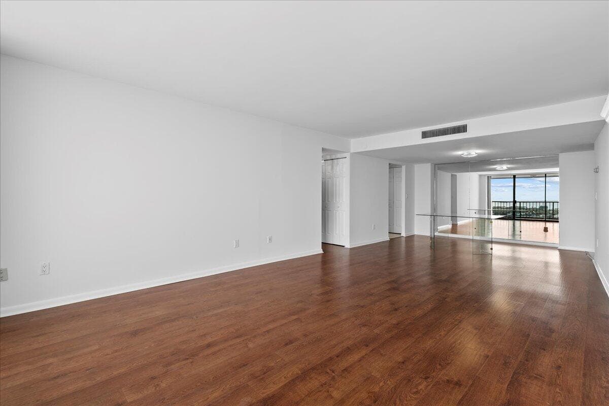 5200 N FLAGLER Drive 2402 photo 19