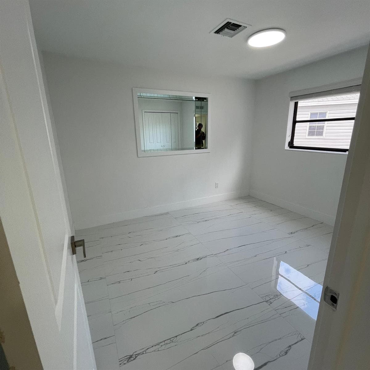 528 N Margaret Court photo 22