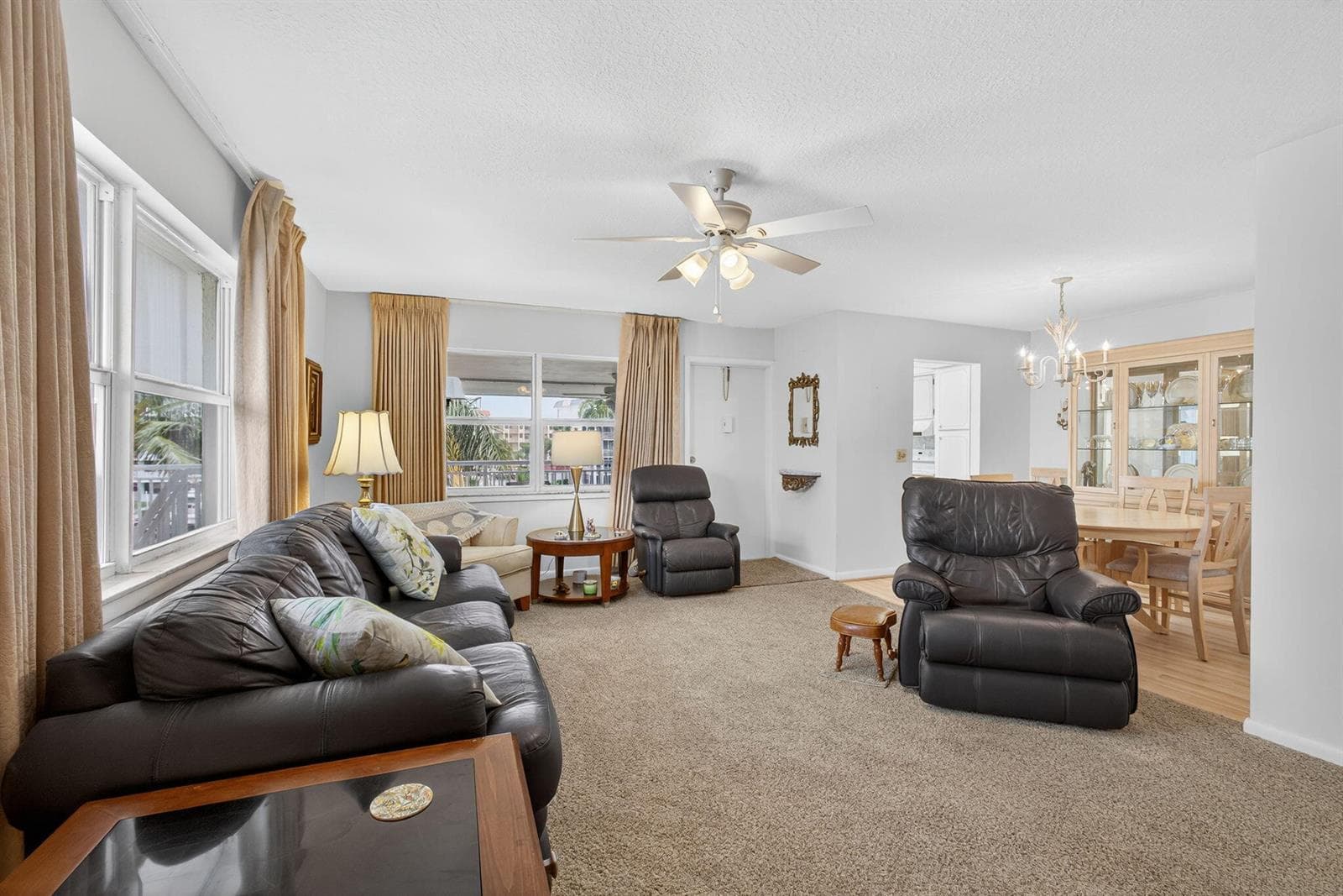 111 Shore Court 301 photo 16
