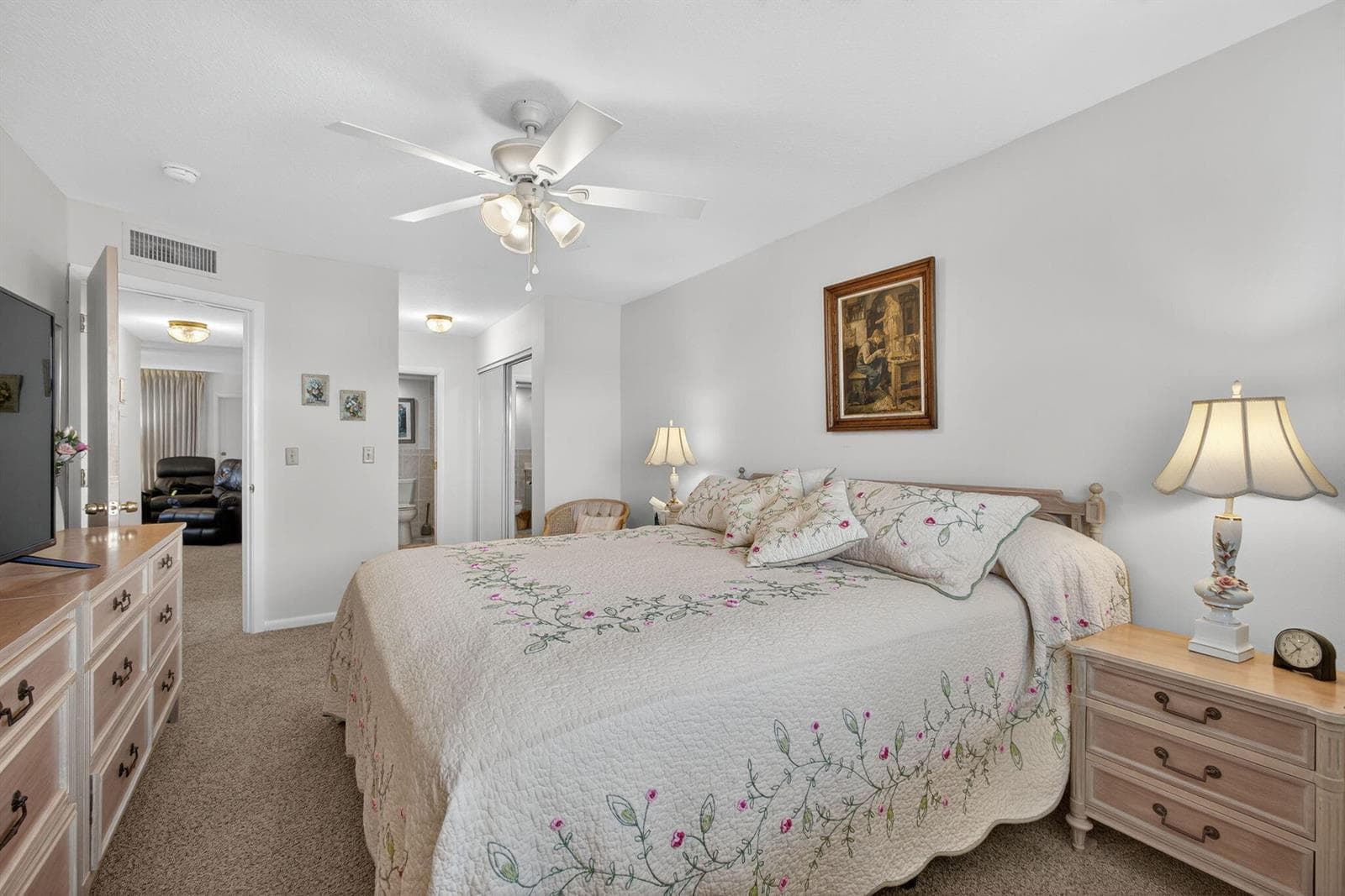 111 Shore Court 301 photo 20