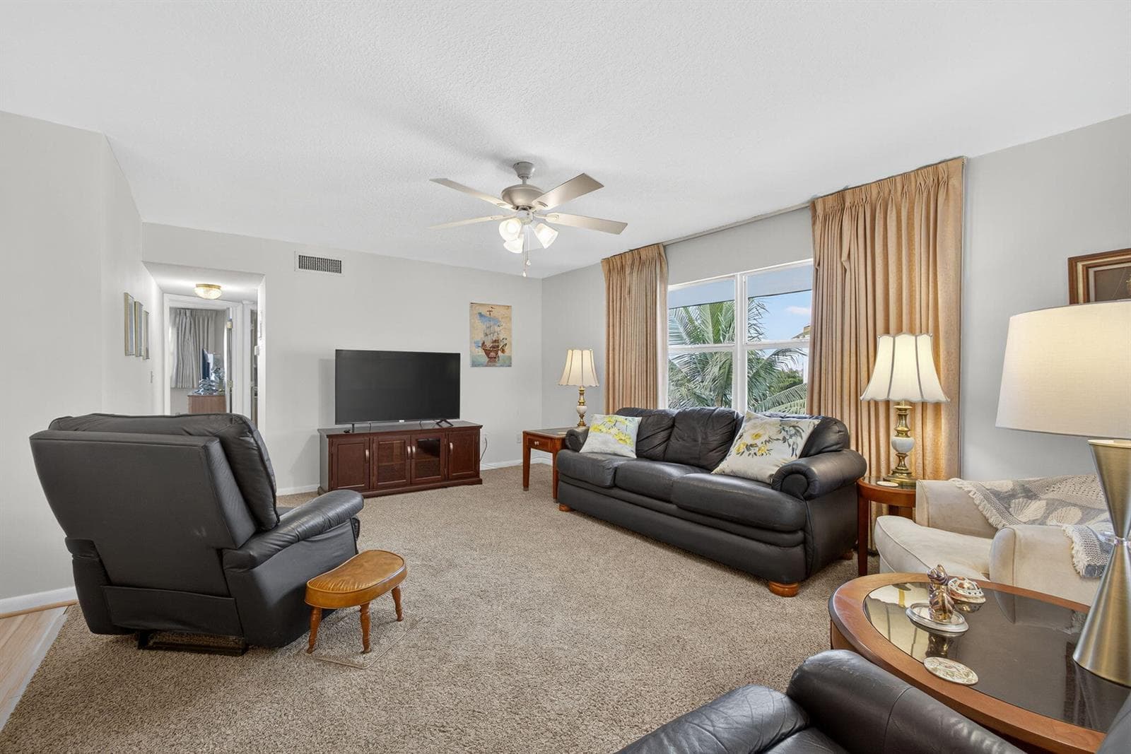 111 Shore Court 301 photo 14