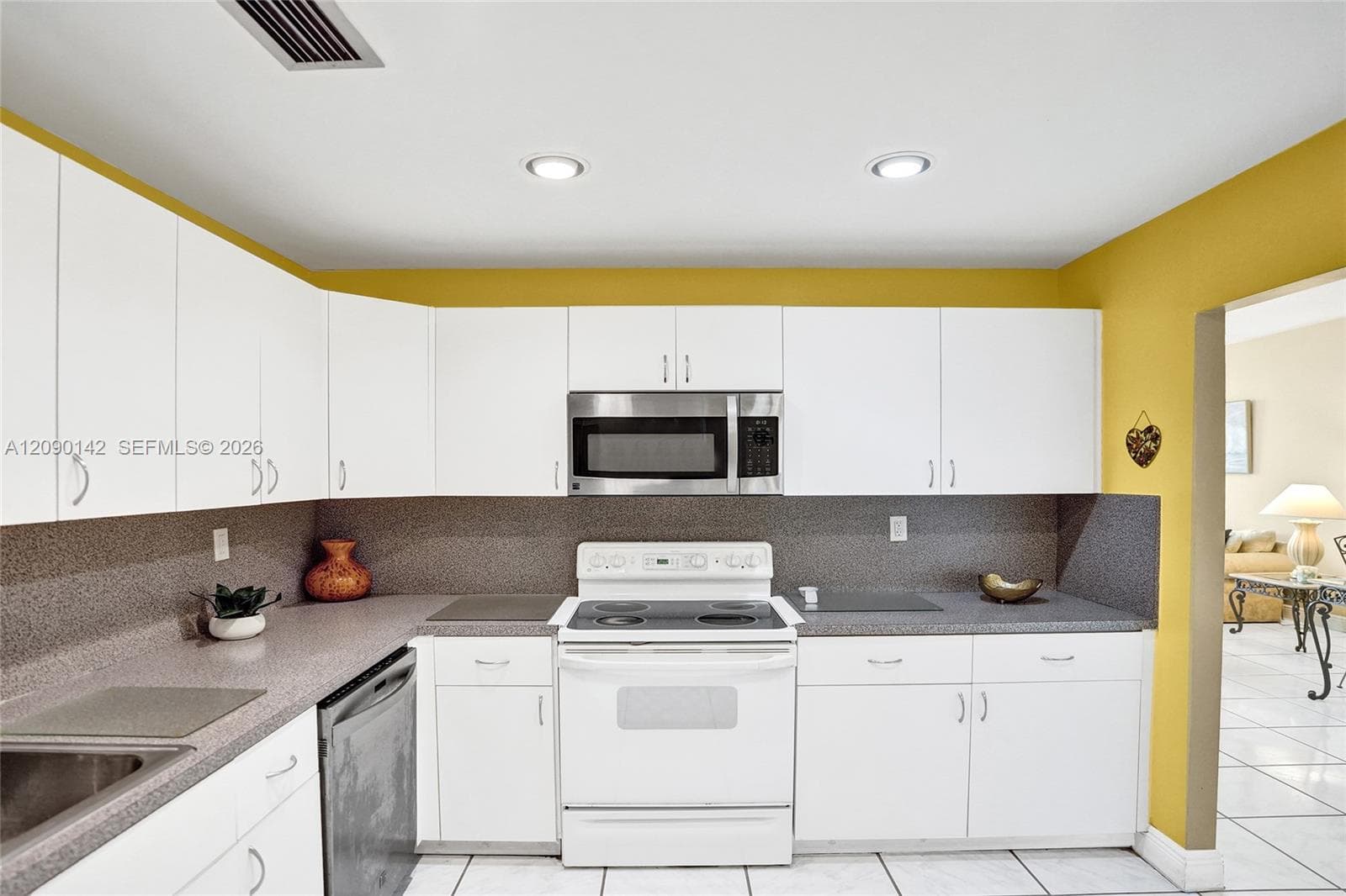 1600 S Ocean Dr 1F photo 18