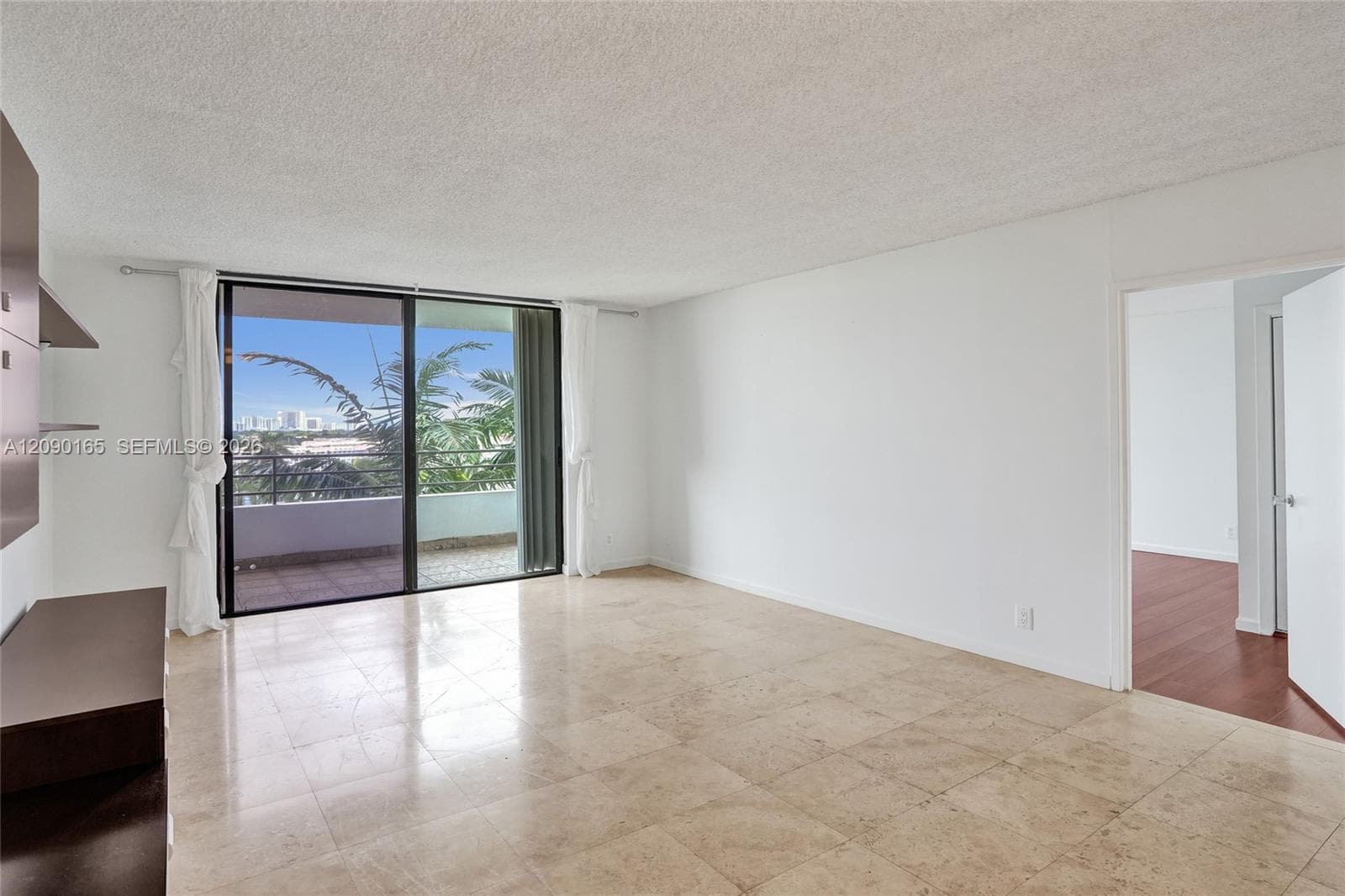 500 Three Islands Blvd 408 photo 5