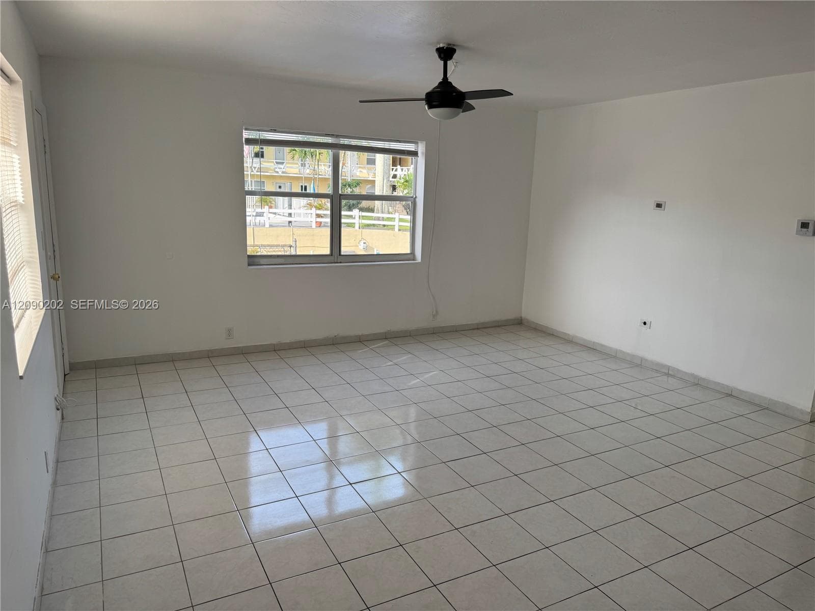 1765 Venice Ln 4E photo 2