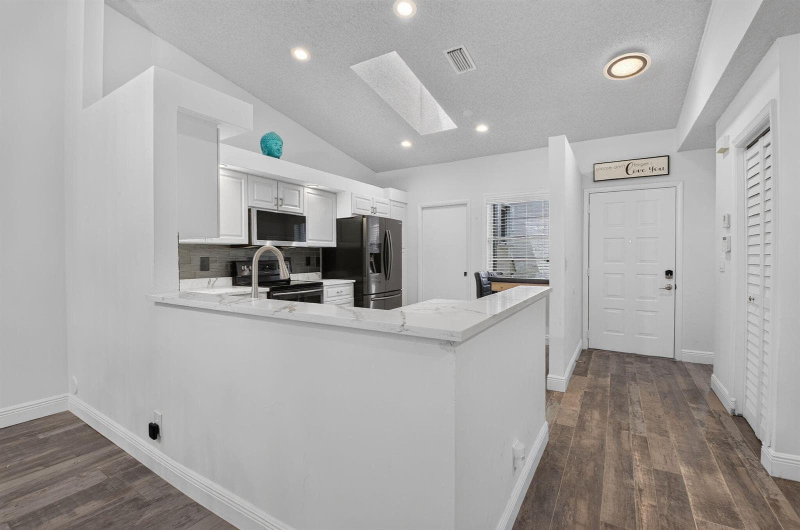 6427 Pointe Pleasant Circle photo 14