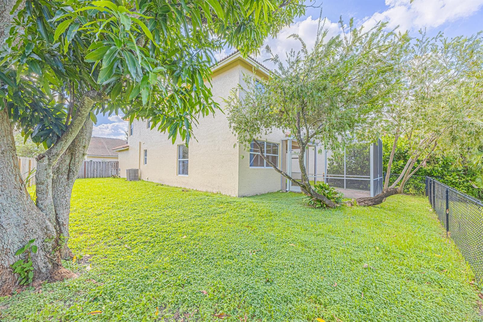1848 Capeside Circle photo 22