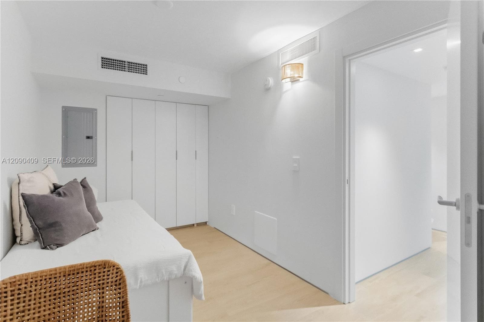 9195 Collins Ave 903 photo 9