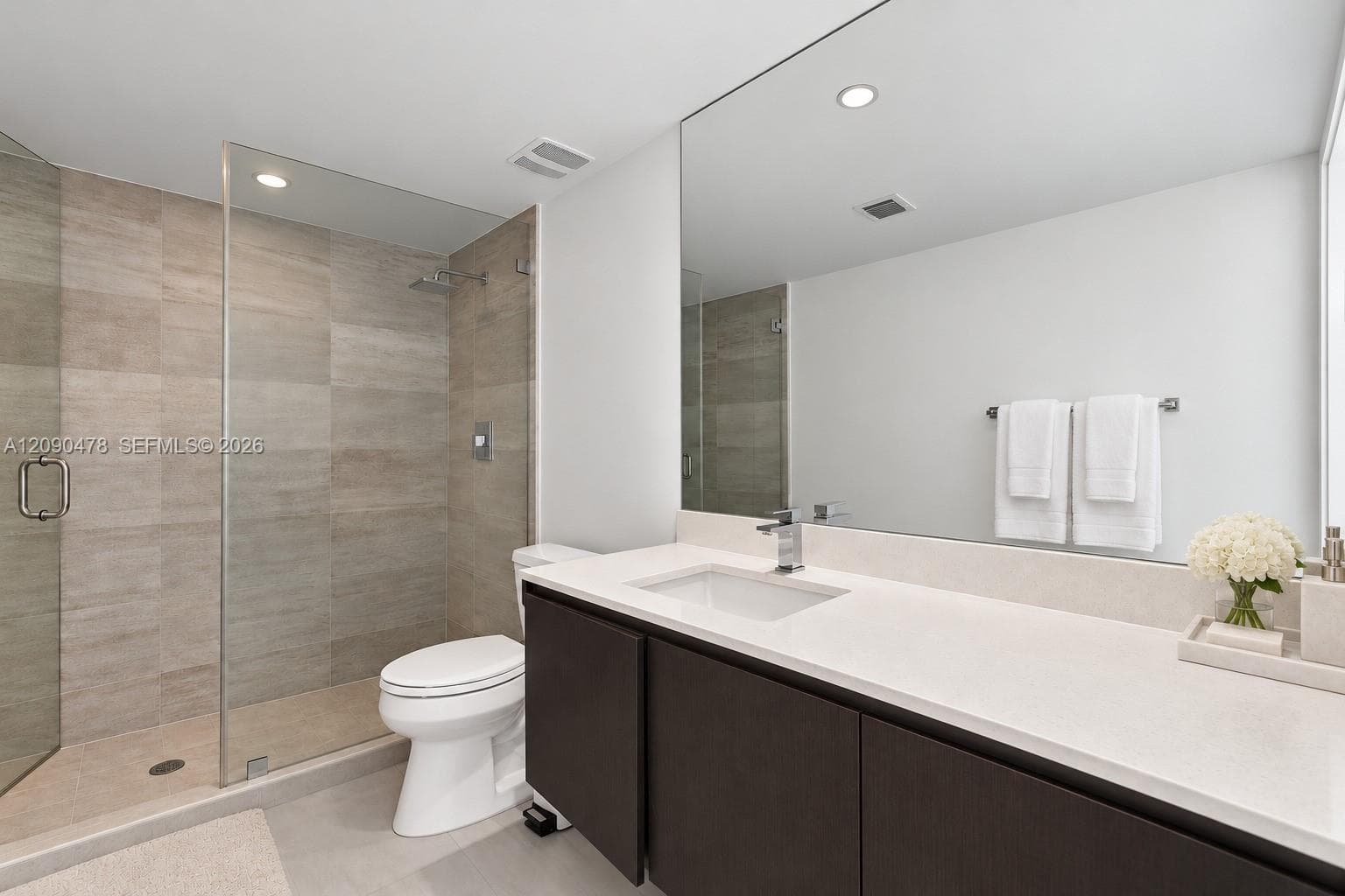 1201 20th St 414 photo 23