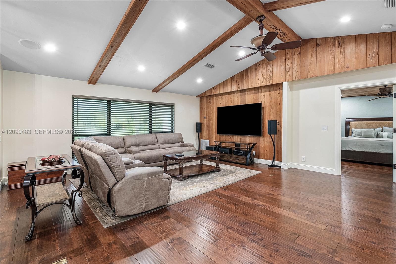 12466 Quercus Ln photo 10