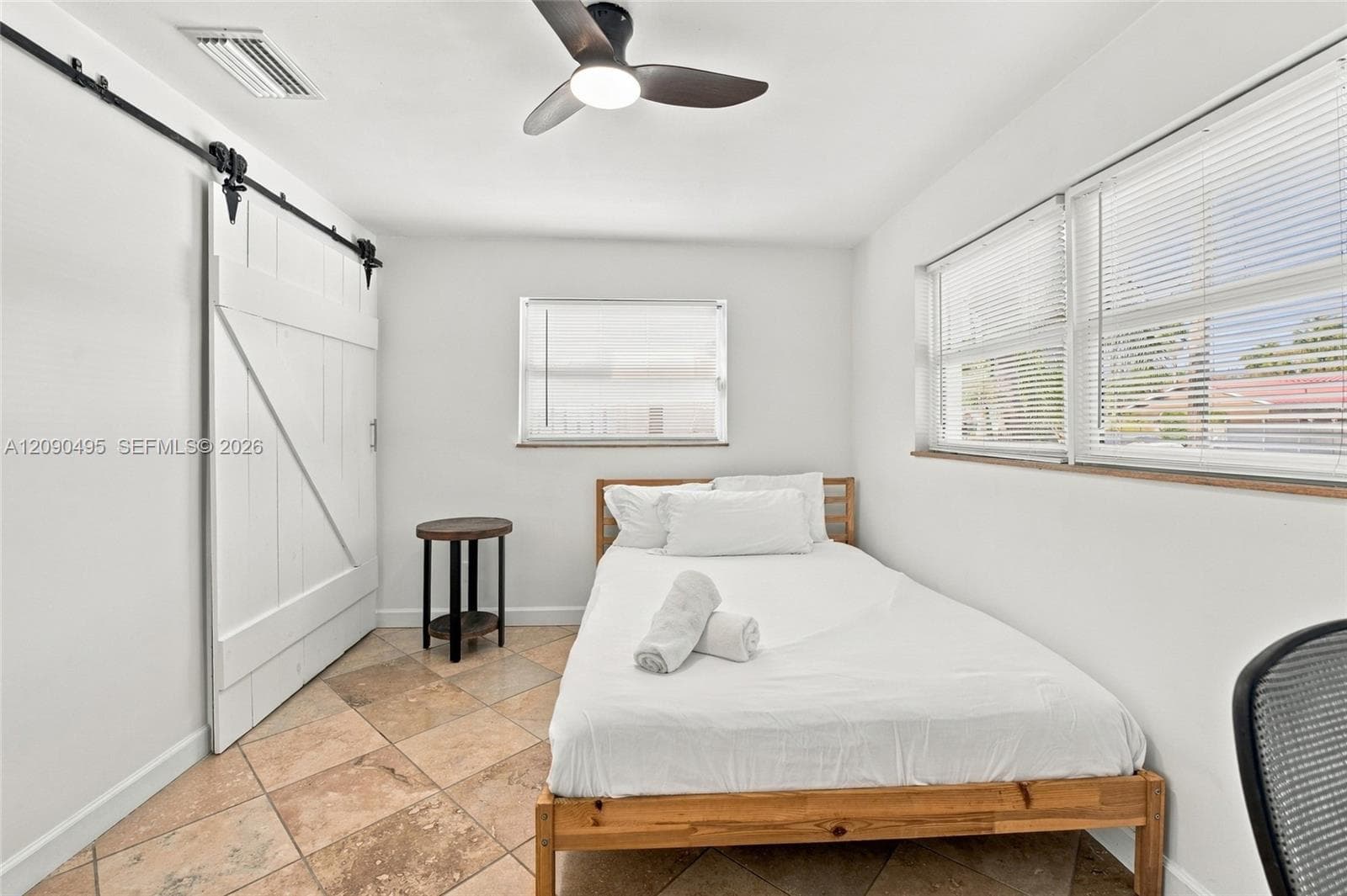 4540 SW 28th Ter photo 23