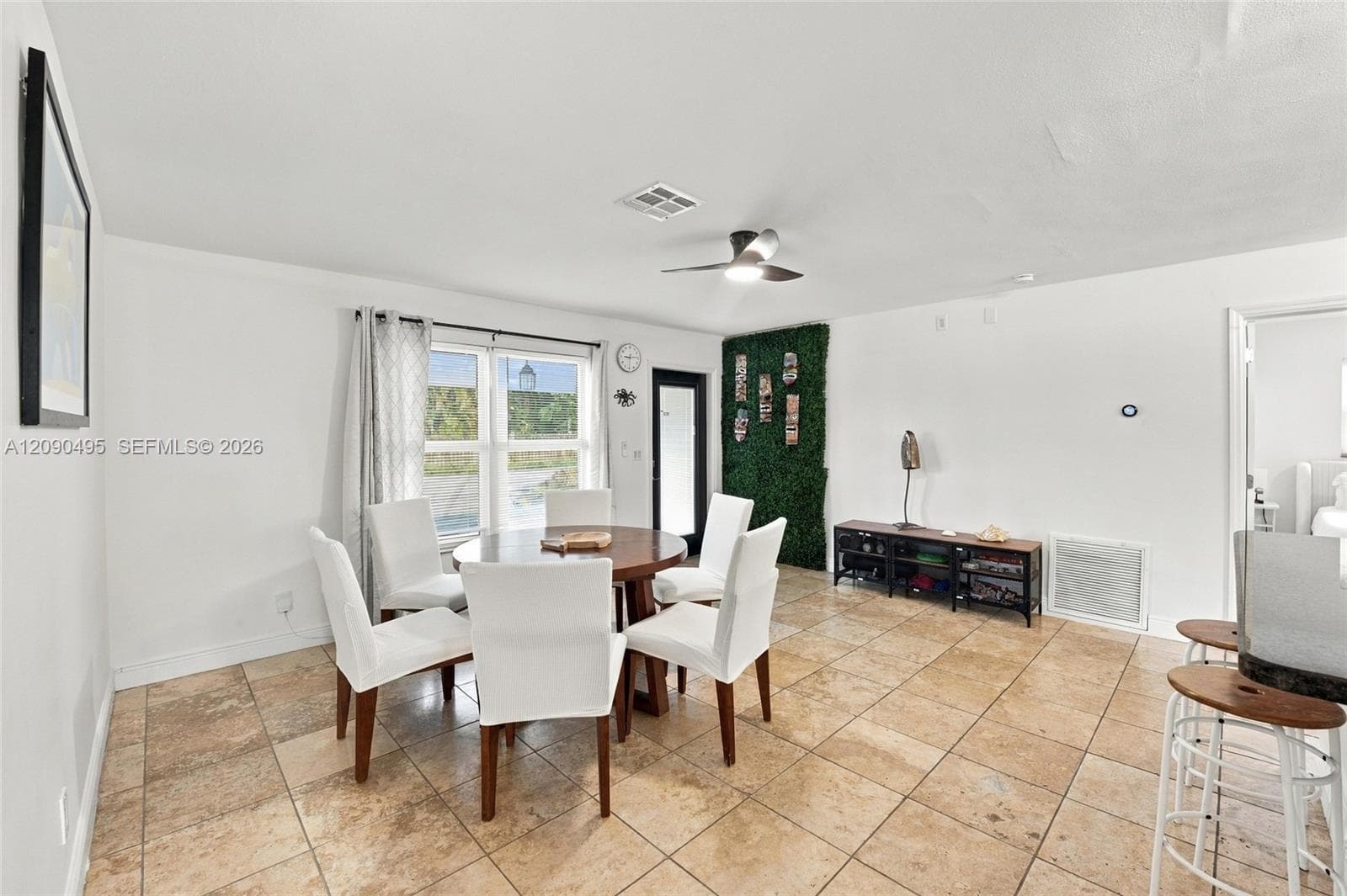 4540 SW 28th Ter photo 7