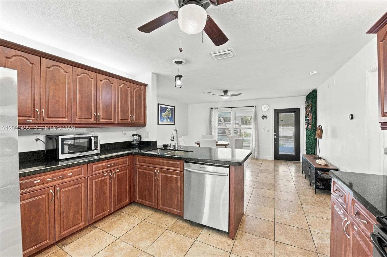 4540 SW 28th Ter photo 14