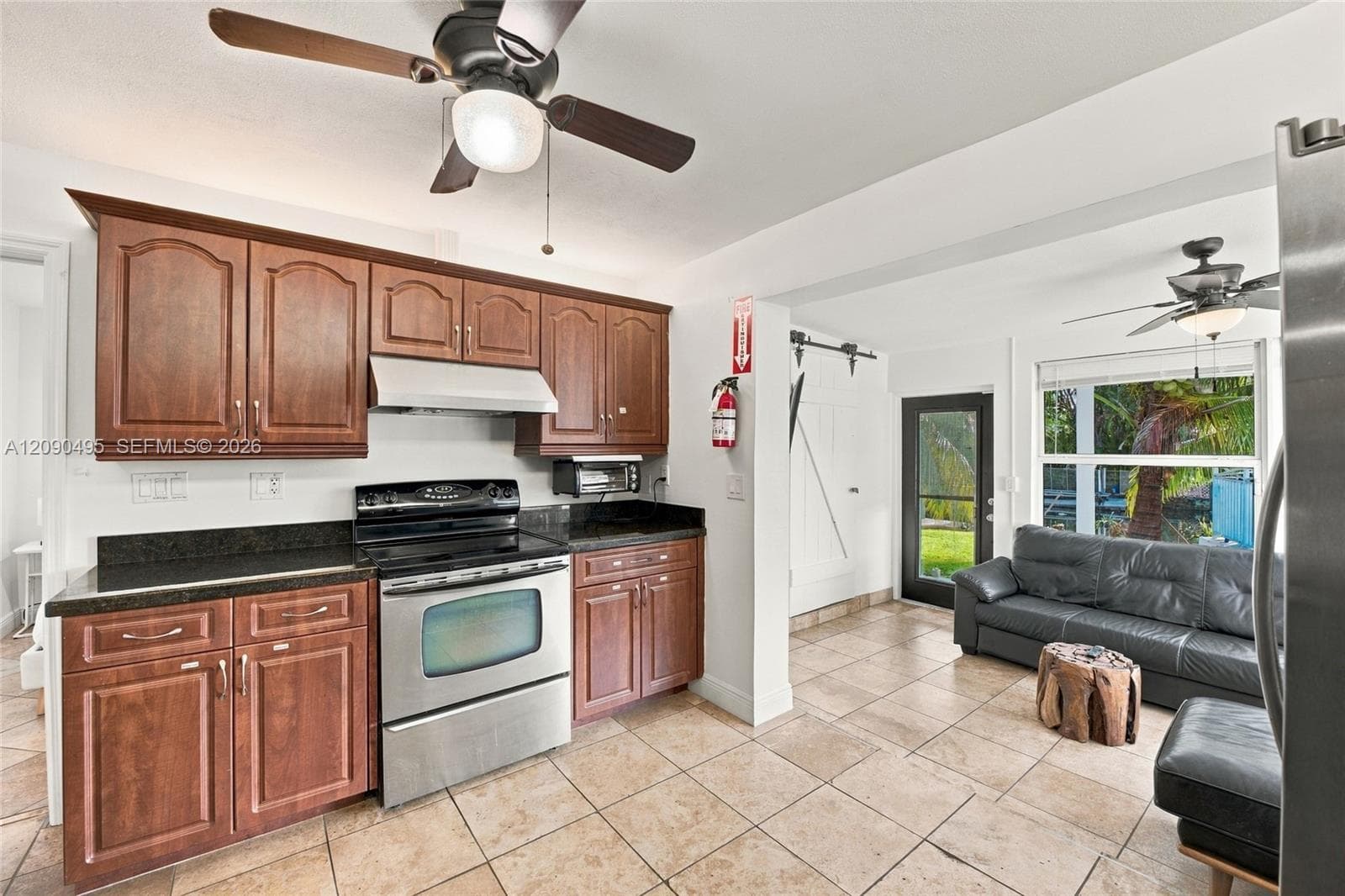 4540 SW 28th Ter photo 15