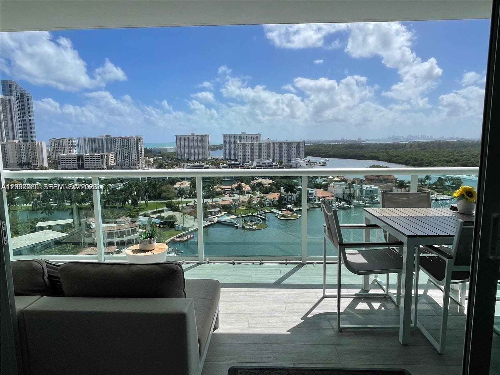 400 Sunny Isles Blvd 1719 photo 5