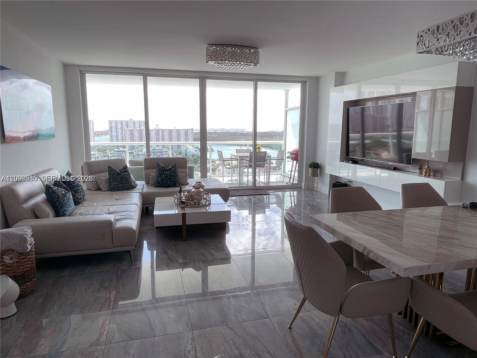 400 Sunny Isles Blvd 1719 photo 8