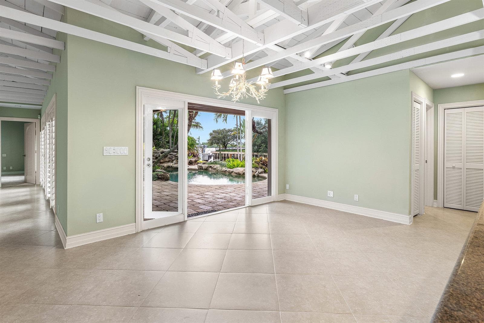 122 Marlin Drive photo 6