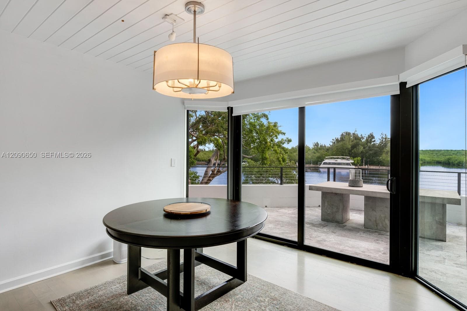 11095 Marin St photo 11