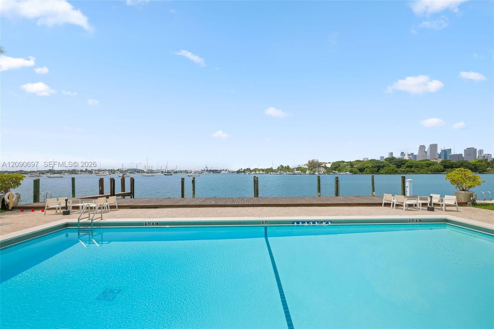 1130 Venetian Way 1D photo 7