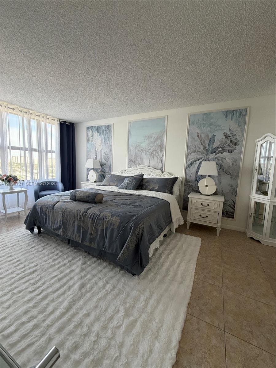 2500 Parkview Dr 907 photo 8