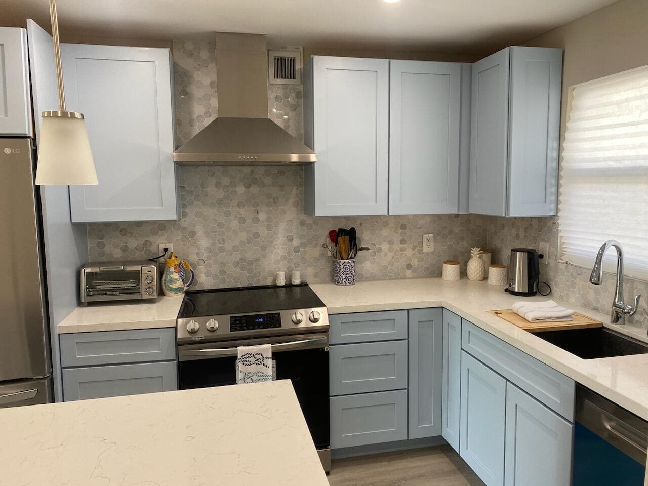 311 E Ocean Avenue 309 photo 3