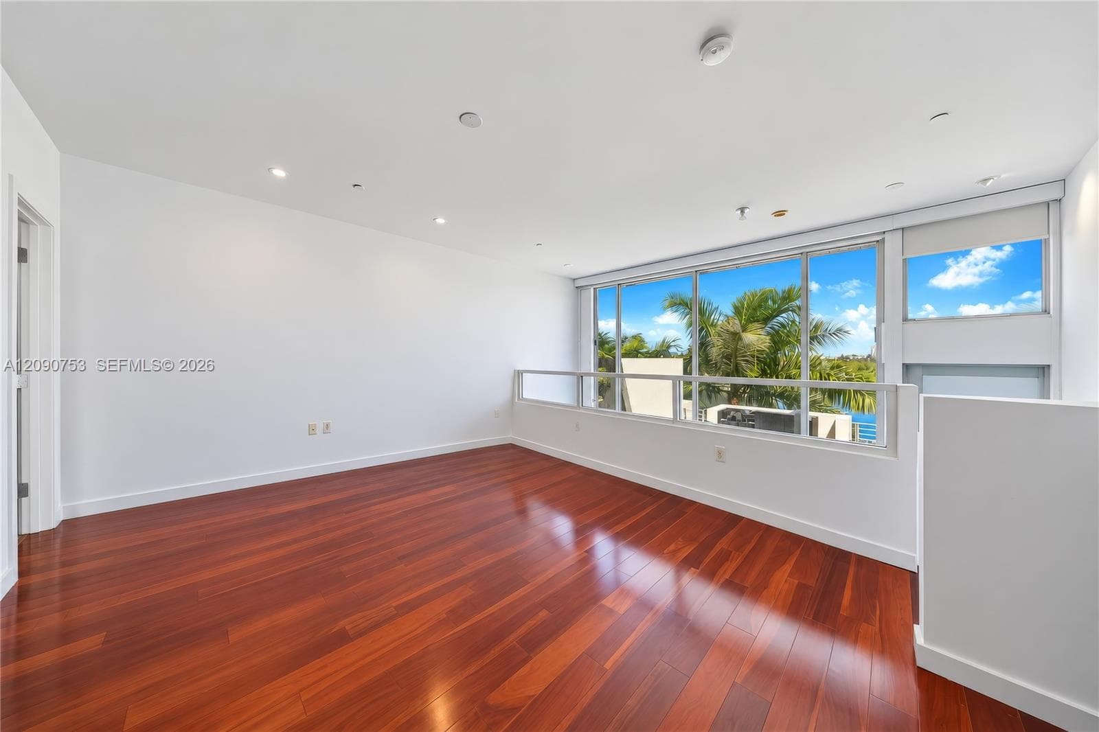 187/4 N Shore Dr 4 photo 13