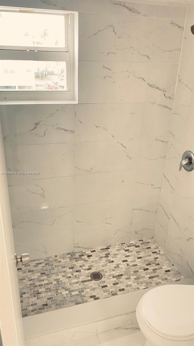 3626 NE 168th St 301 photo 10