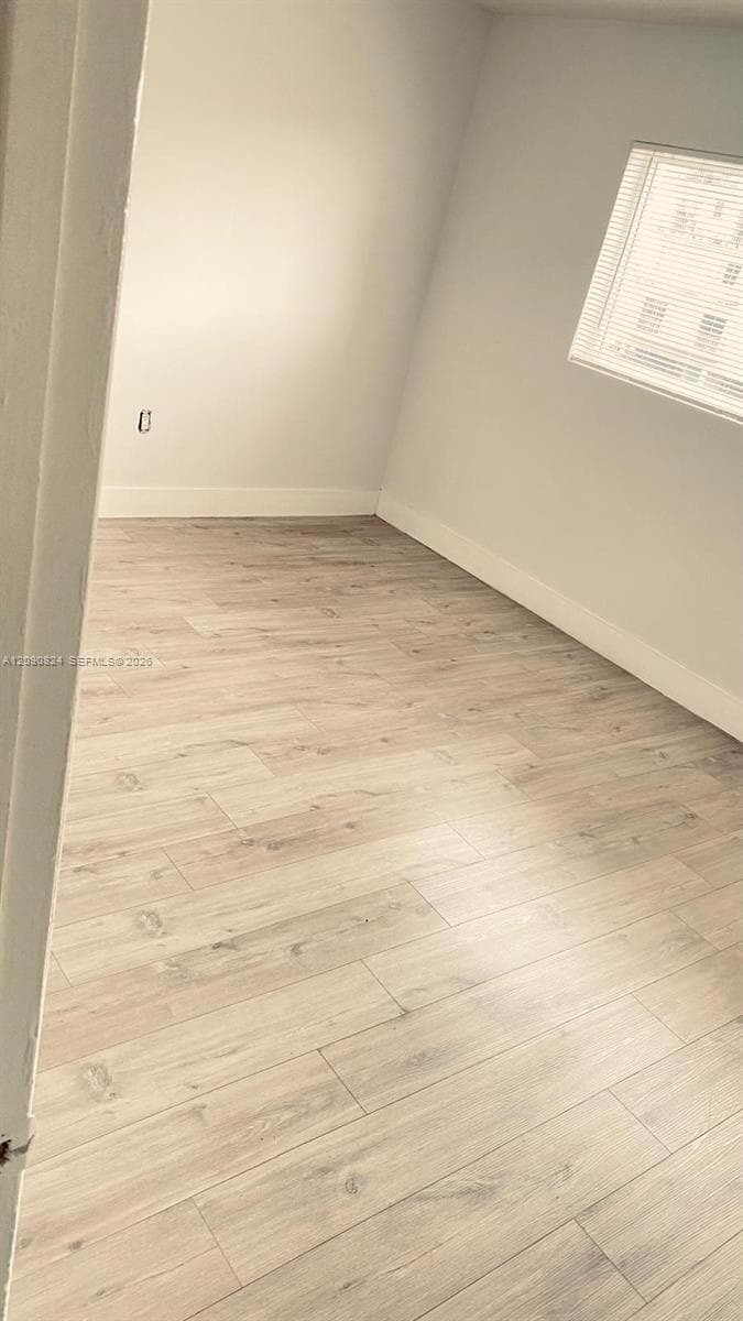3626 NE 168th St 301 photo 8