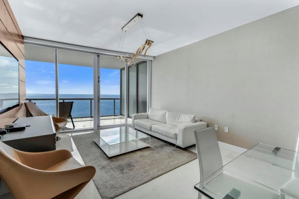 17121 Collins Avenue 2207 photo 12