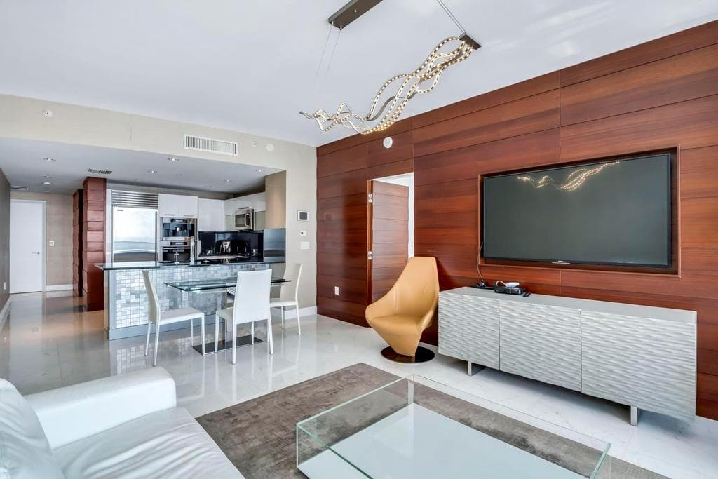 17121 Collins Avenue 2207 photo 10