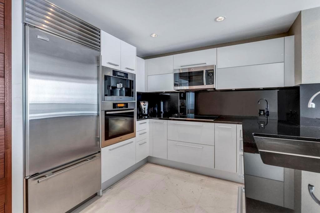 17121 Collins Avenue 2207 photo 15