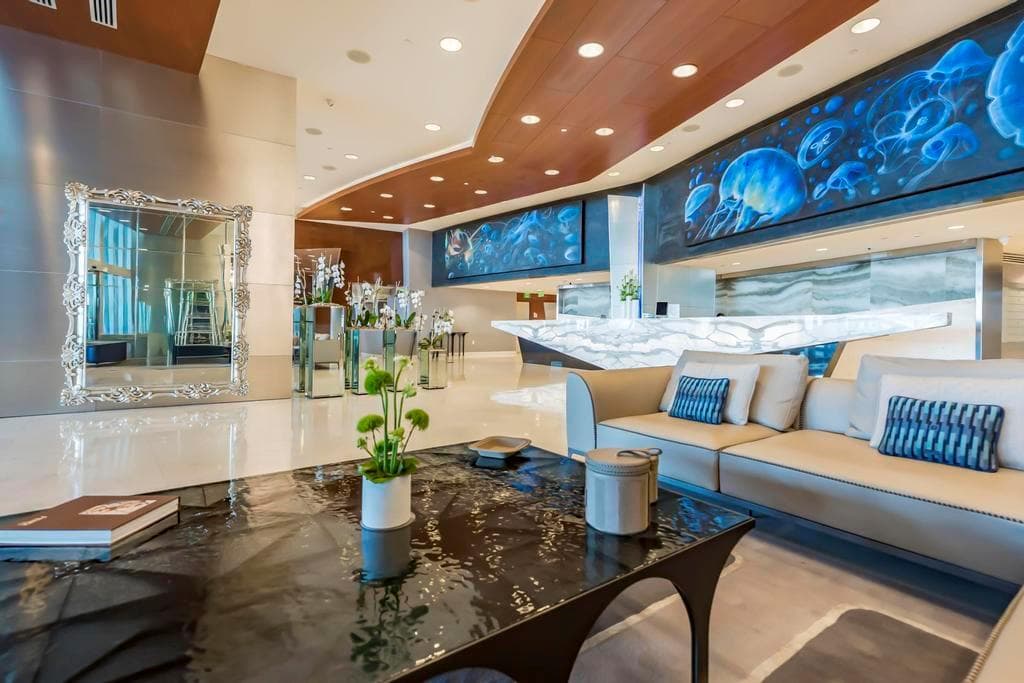 17121 Collins Avenue 2207 photo 4